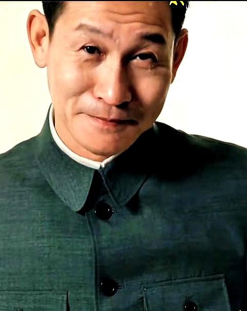 “演坏人还能这么带劲？”《沉默的荣耀》谷正文一出场，弹幕集体刷起“后背发凉”