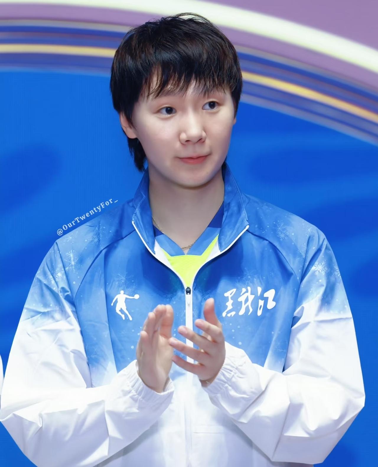 王曼昱再做公益！与苏菲和中国儿童少女基金会携手开展“少女成长礼盒”公益活动，重点