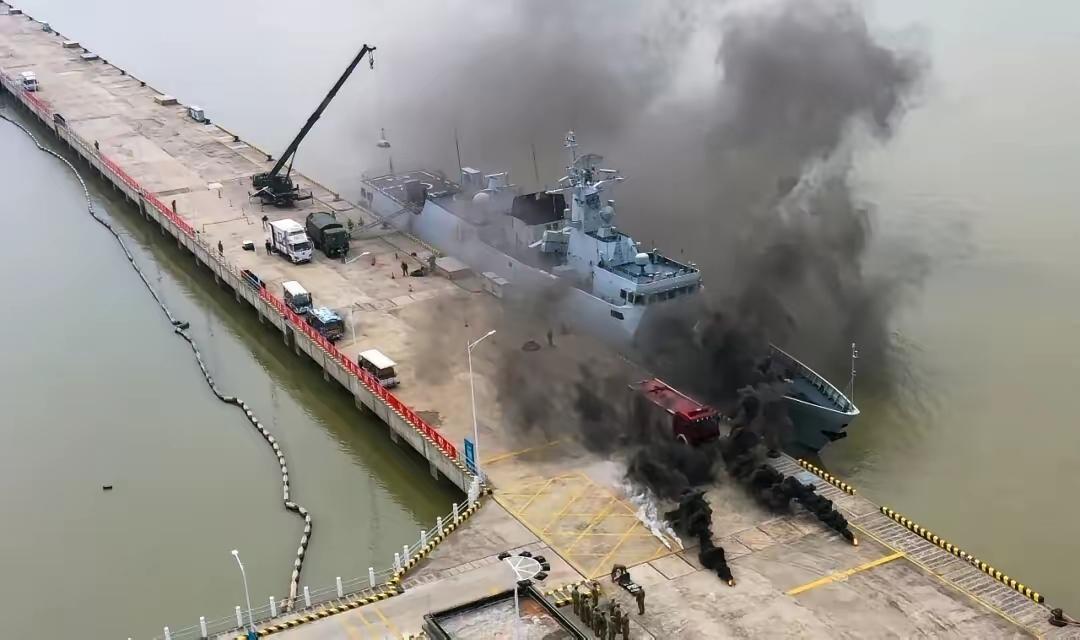不是演习，是预演。南部战区海军最近一场演练，不打对抗，专攻“母港被炸后怎么办