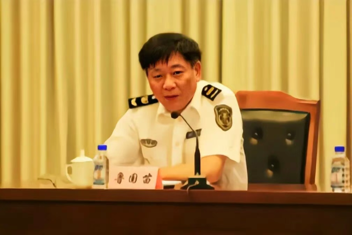 宁波海关原巡视员鲁国苗, 被开除党籍