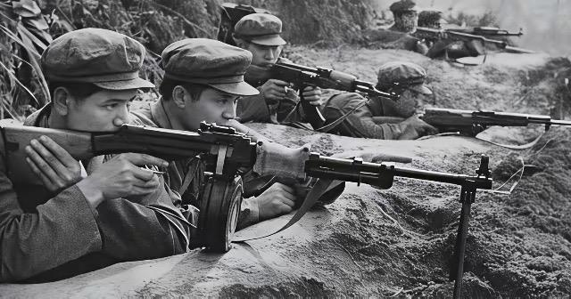 1979年那个春天，当南线56万解放军在边境线上万炮齐发时，真正让克里姆林宫睡不