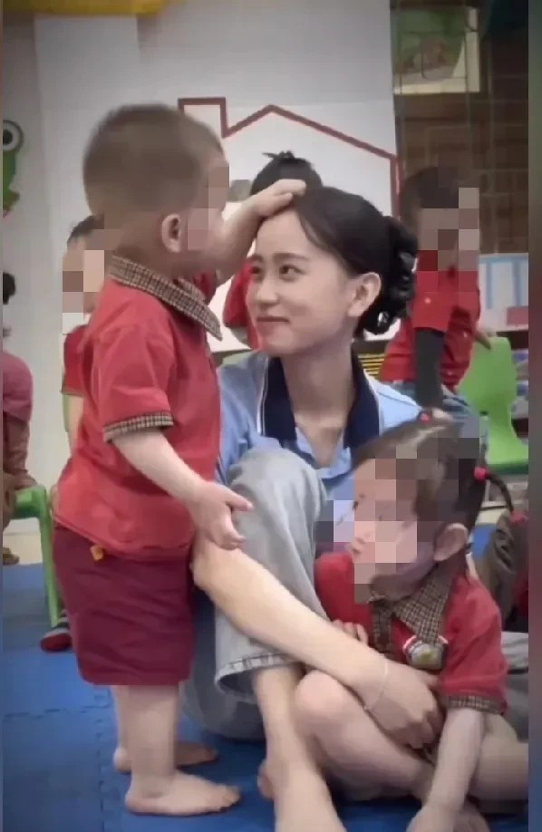 不得不承认，这孩子做了他爸爸不敢做的事情。