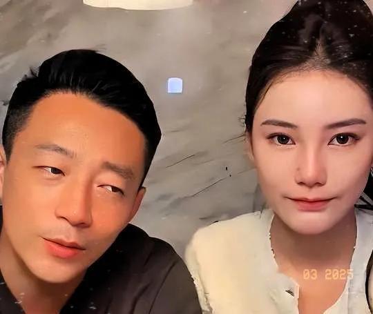 最近汪小菲和马莜梅的婚礼，可能要黄了。原因是马莜梅的前夫爆料，说她出轨，还放出了