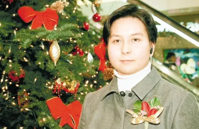 何超仪公开姐姐何超蕸真正死因：她全身都是癌就是没有乳腺癌突然离世无法留遗言何