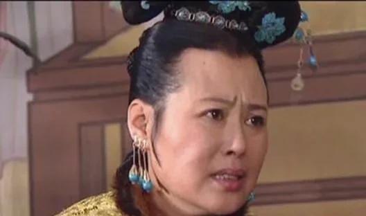 1661年正月，顺治皇帝去世。孝庄太后颤抖着手，接过大学士王熙递过来了的“罪己诏