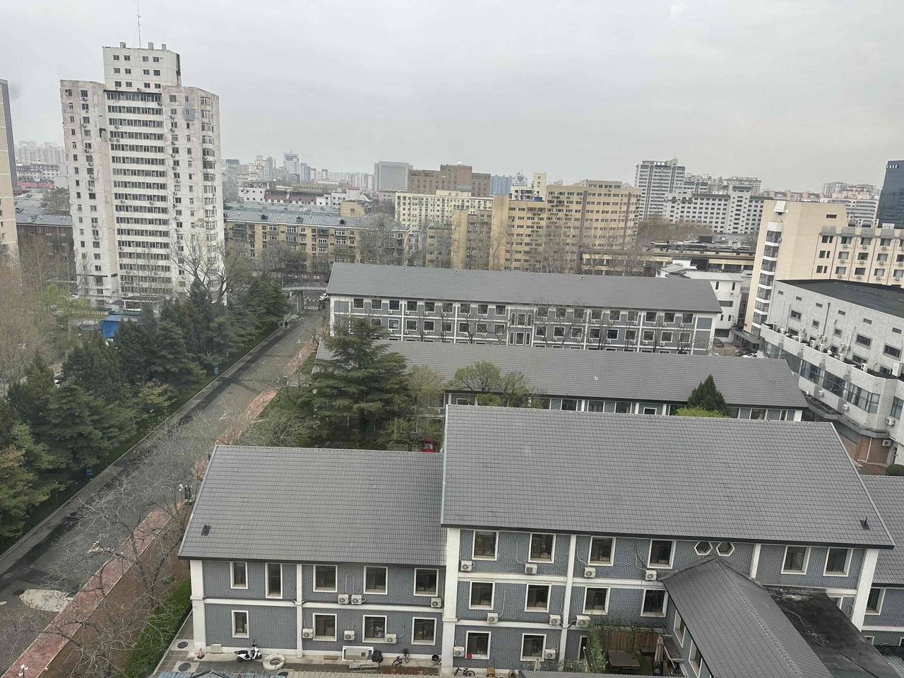 看北京海淀的房子，让人生无可恋。型堪称“全北京最差”，装修还不能挑三拣四。更让人