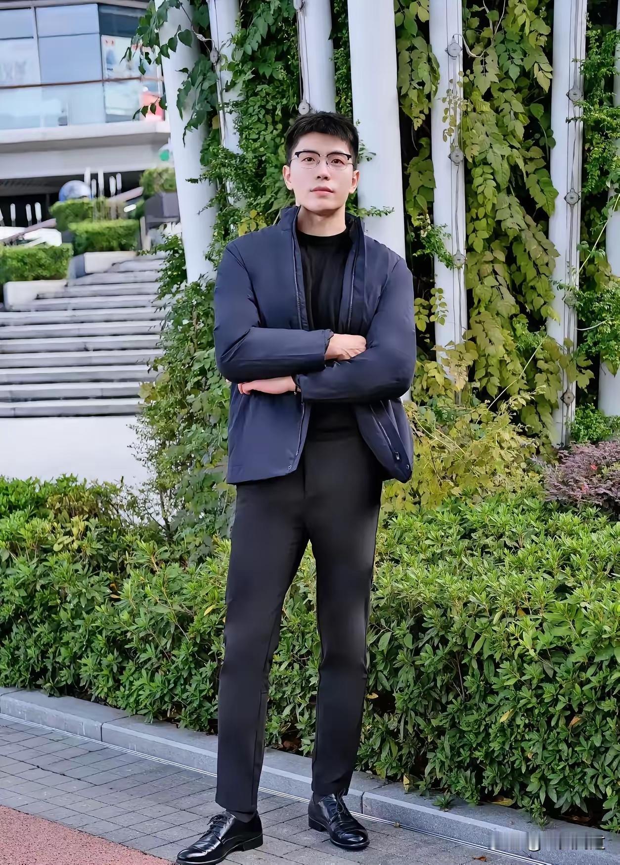 今天才知道，我表妹竟然是个隐藏这么深的人，他的儿子竟然在政府部门当县长秘书