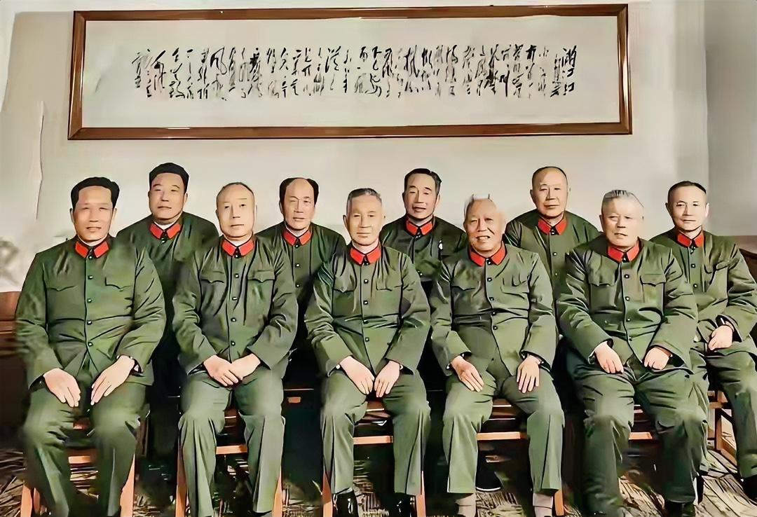 能认出三个人，我拜你为师，立贴为证