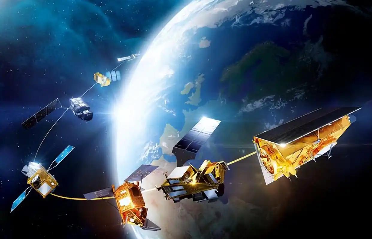 乌媒：中国正接近研制出“太空战斗机” 11月22日，乌克兰防务快讯报道，中国