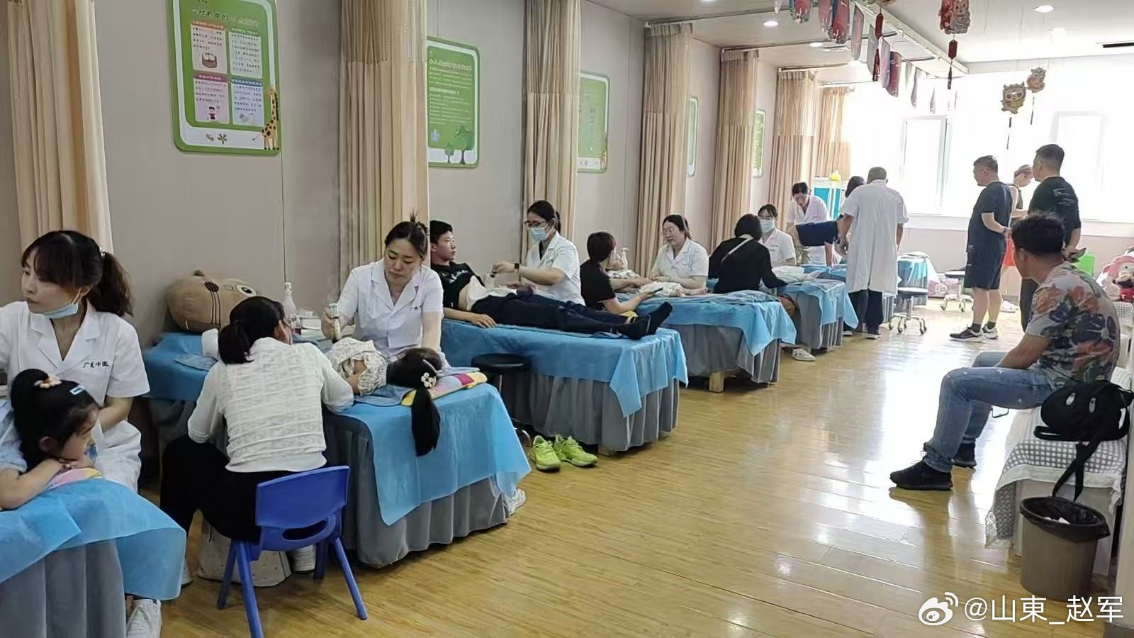 调理小儿夏季耗伤，秋后发病（夏伤于暑，秋必痎疟）病机背景：夏季暑热多汗，孩子贪凉