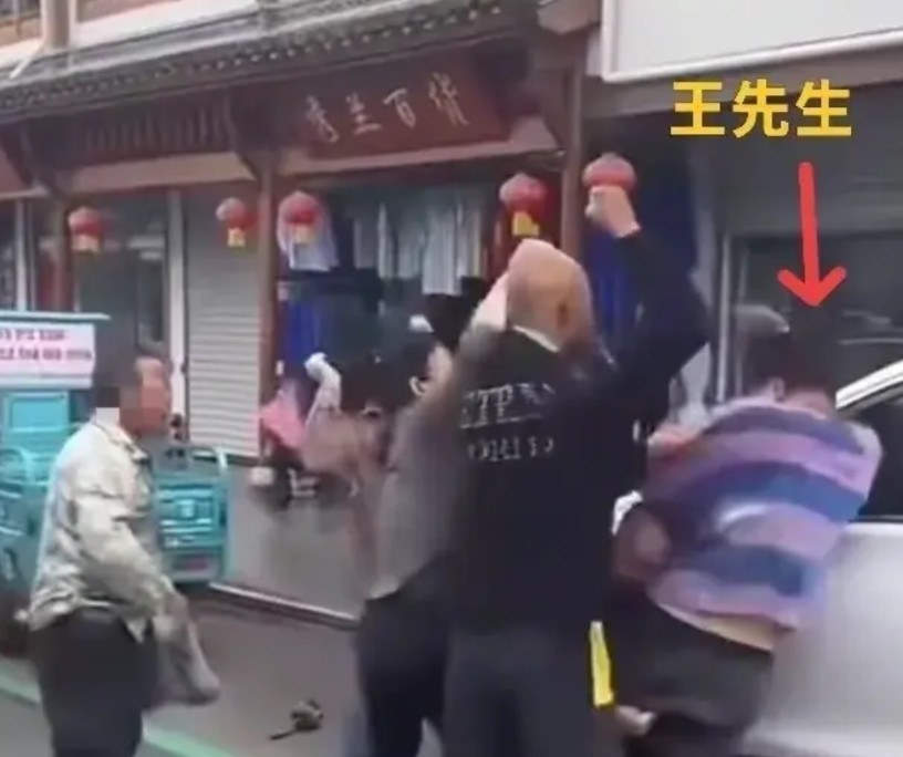 一觉醒来，安徽泾县一个叫桃花潭的地方火了，不是因为这么美丽动听的名字，更不是不是