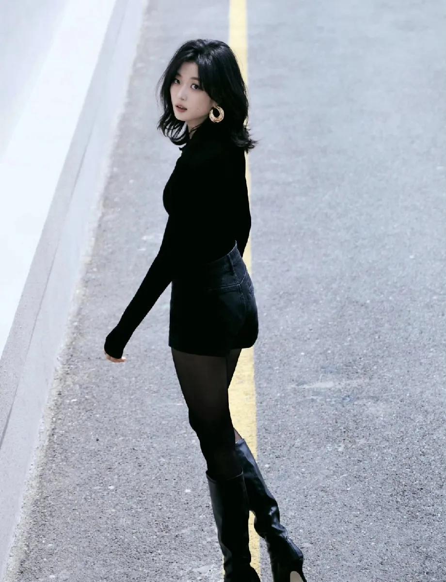 #孙千##孙千穿搭#孙千黑丝大长腿[哭哭]
