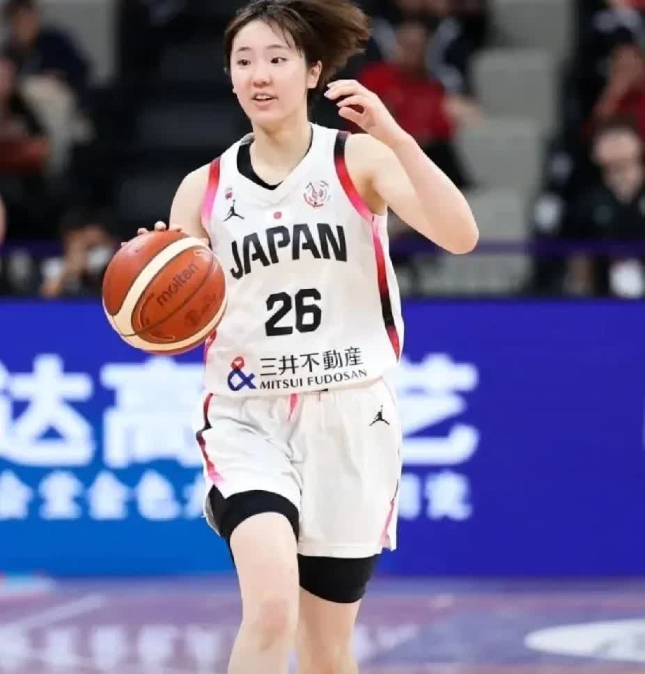 我们为什么没有“田中心”？女篮输给日本输在哪里？一个“田中心”就是最好的