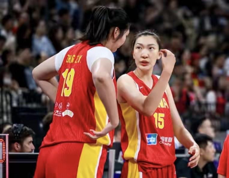 中国女篮101-66大胜韩国女篮获得第三名，本场表现最好的3位中国女球员。1、