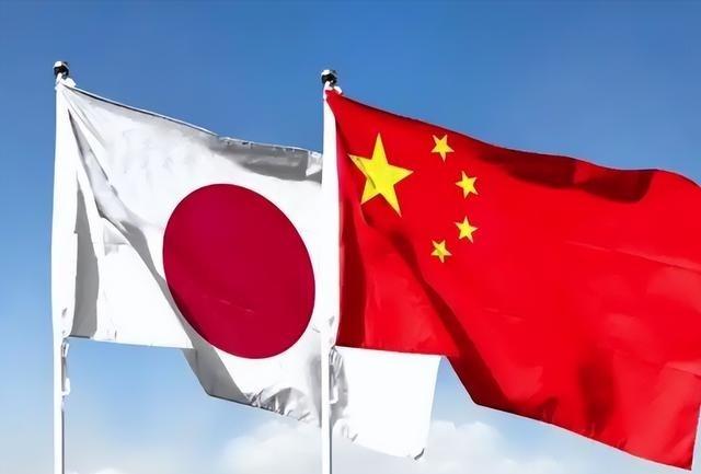 美俄竟默契观望？中日一旦冲突，为何说是全世界设下的陷阱？第一，直接打断亚洲的经