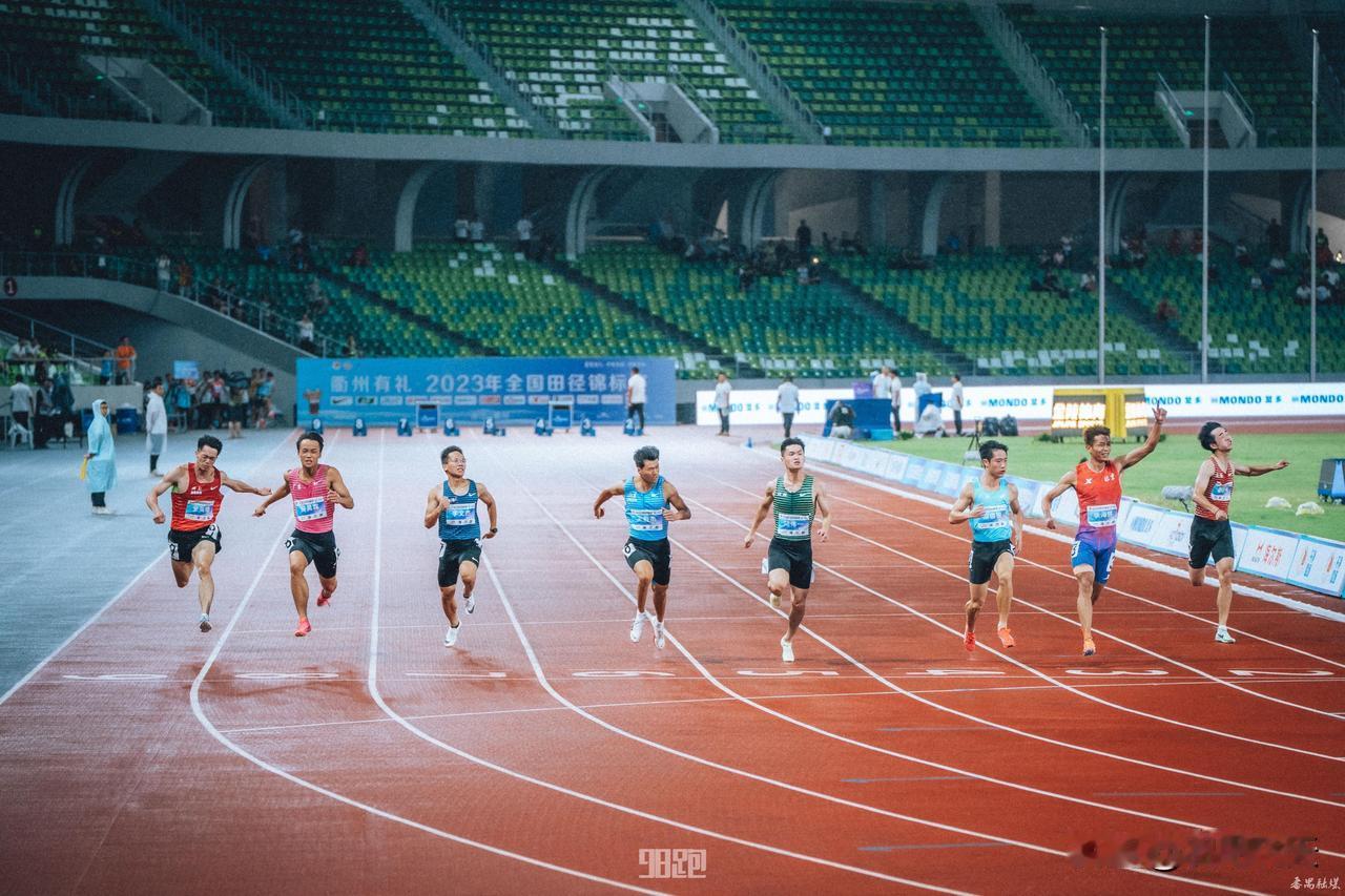 未来之星吴昊霖2026年6月全国田径冠军赛，19岁的广东小将吴昊霖在男子100