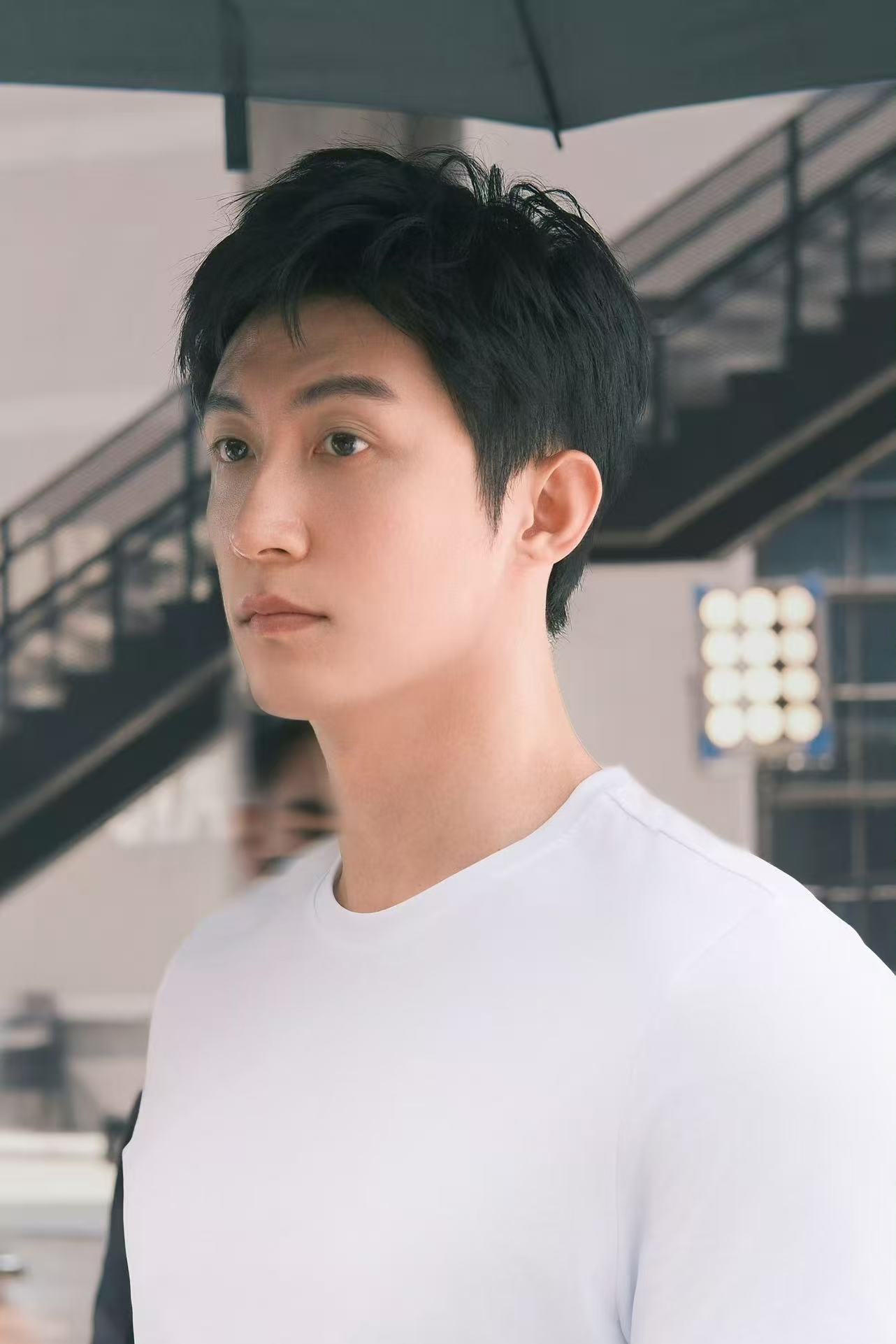 黄景瑜周五更新黄景瑜撸铁黄景瑜撸铁，哇塞哇塞，真是太棒啦​​​