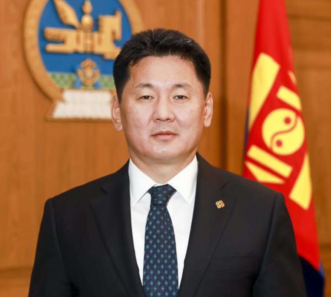 中国公民在蒙古国受欺负，该国部长暴怒，提醒某些人：别太过分！有一些小国，政