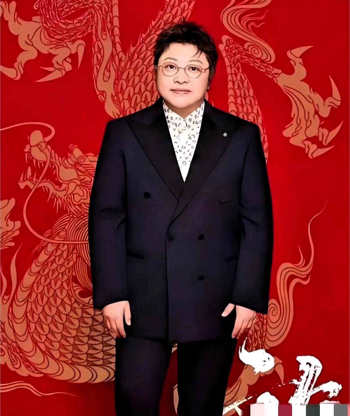 韩红抗压能力太强了舆论发酵就发酵她带着4000万直接去了呼和浩特，开启第