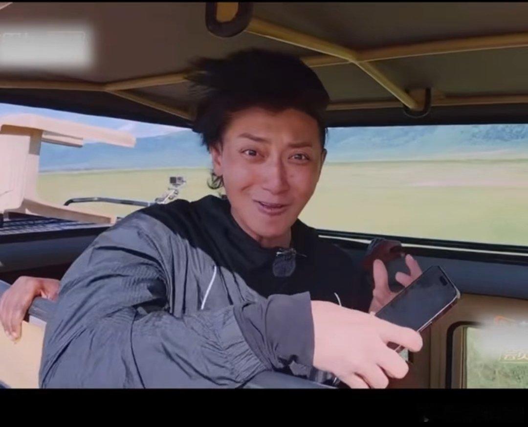 黄子韬你真的是越来越抽象了[笑着哭][笑着哭]谁让你发出这死声的​​​