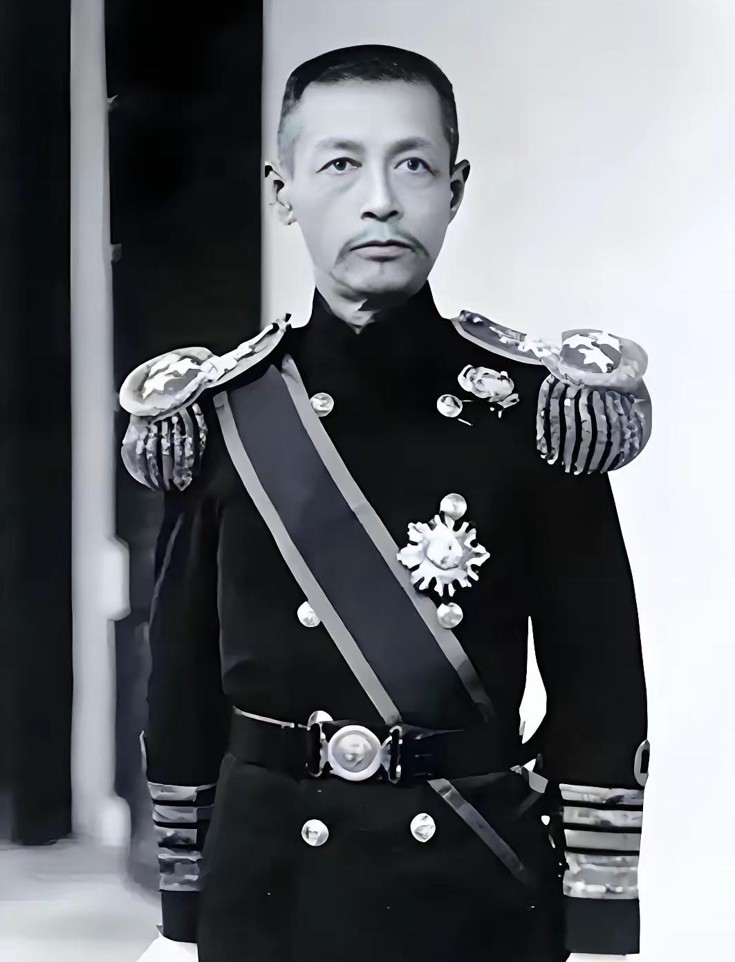 九旬萨镇冰闻汉城捷报：一生海军梦，终见国威扬！1951年，93岁高龄的前清