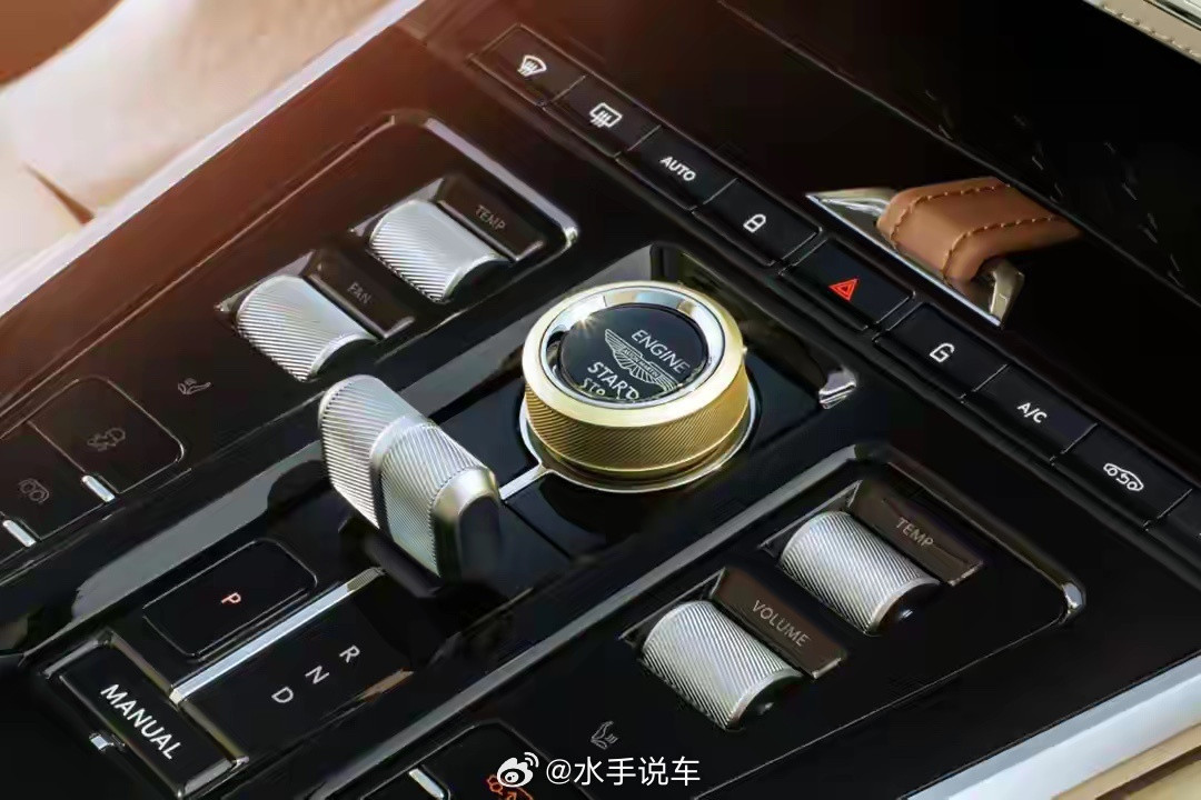 阿斯顿·马丁DBXGT这一台主打精致豪华的大排量豪华SUV。外观细节微调，专属