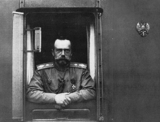 沙俄当年对于消化从清朝夺取的远东领土信心满满，因为根据当时沙俄的生育率，沙俄的人