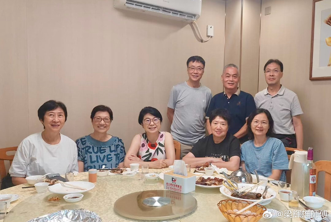 老戰友們相約深圳一日遊，快樂滿載！由蓮塘口岸集合，蛇口德記搵食午餐吃到撐，豐盛又
