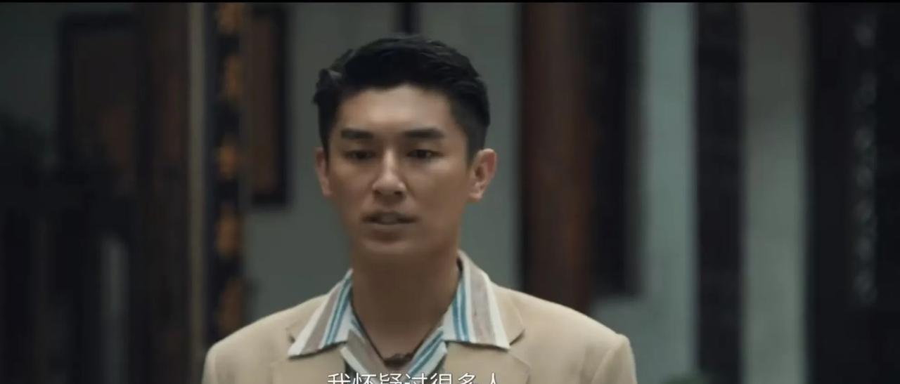 多行不义必自毙。正在央视热播的电视剧《狮城山海》剧中的庄伯，是一个替山海帮管了三