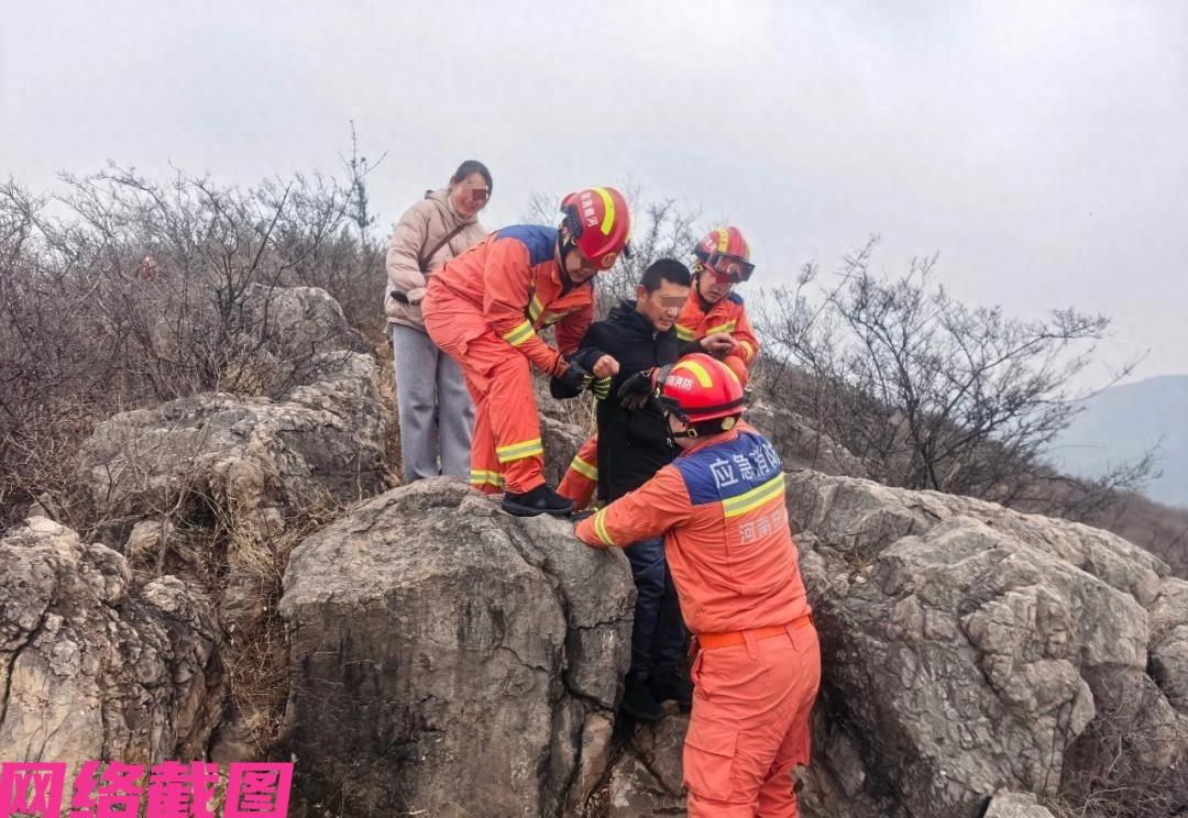 河南洛阳有男子和朋友去爬山，只是男子恐高还要逞强，发觉到自己爬到一半时心慌气短，
