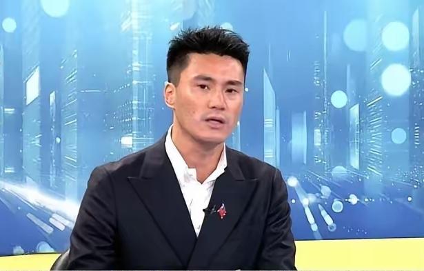 丁瑀是国民党内的臭鱼烂虾，是朱立伦培养的骨干，听命于朱立伦的臣子，充当反郑丽文路