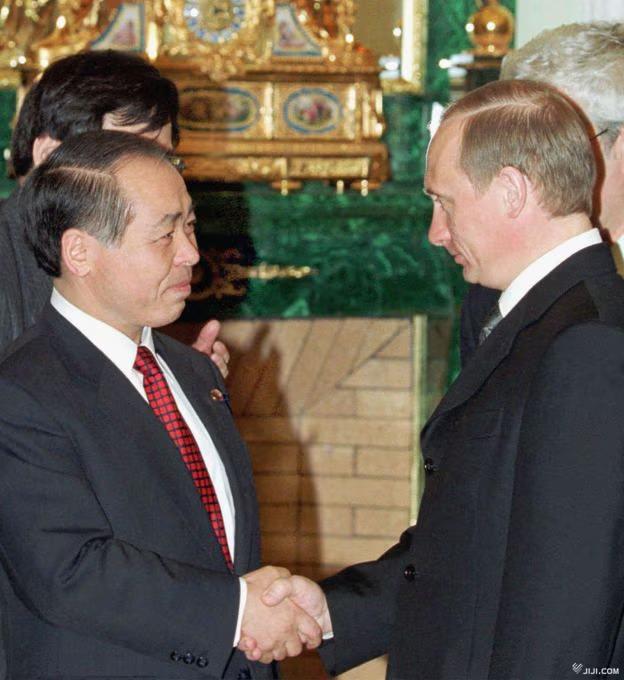 12月25日，日本自民党的参议院议员铃木宗男即将启程前往俄罗斯访问。这也是乌克兰