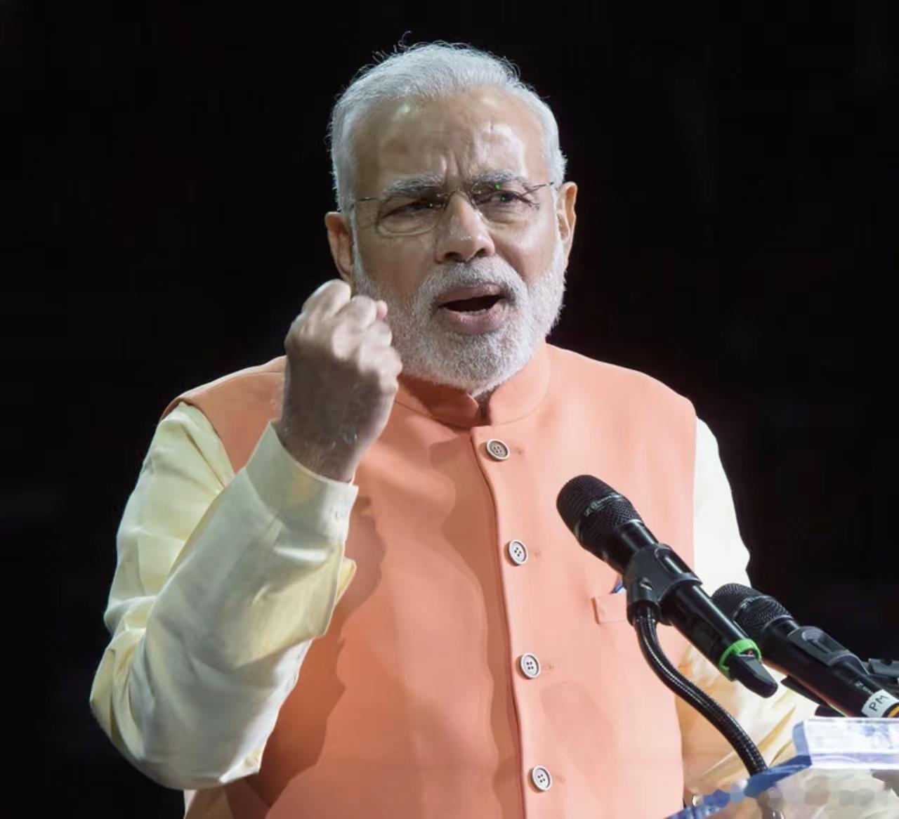 印度正在幻想，卢比能像美元一样收割全球！4月25日印媒报道，印度储备银行明