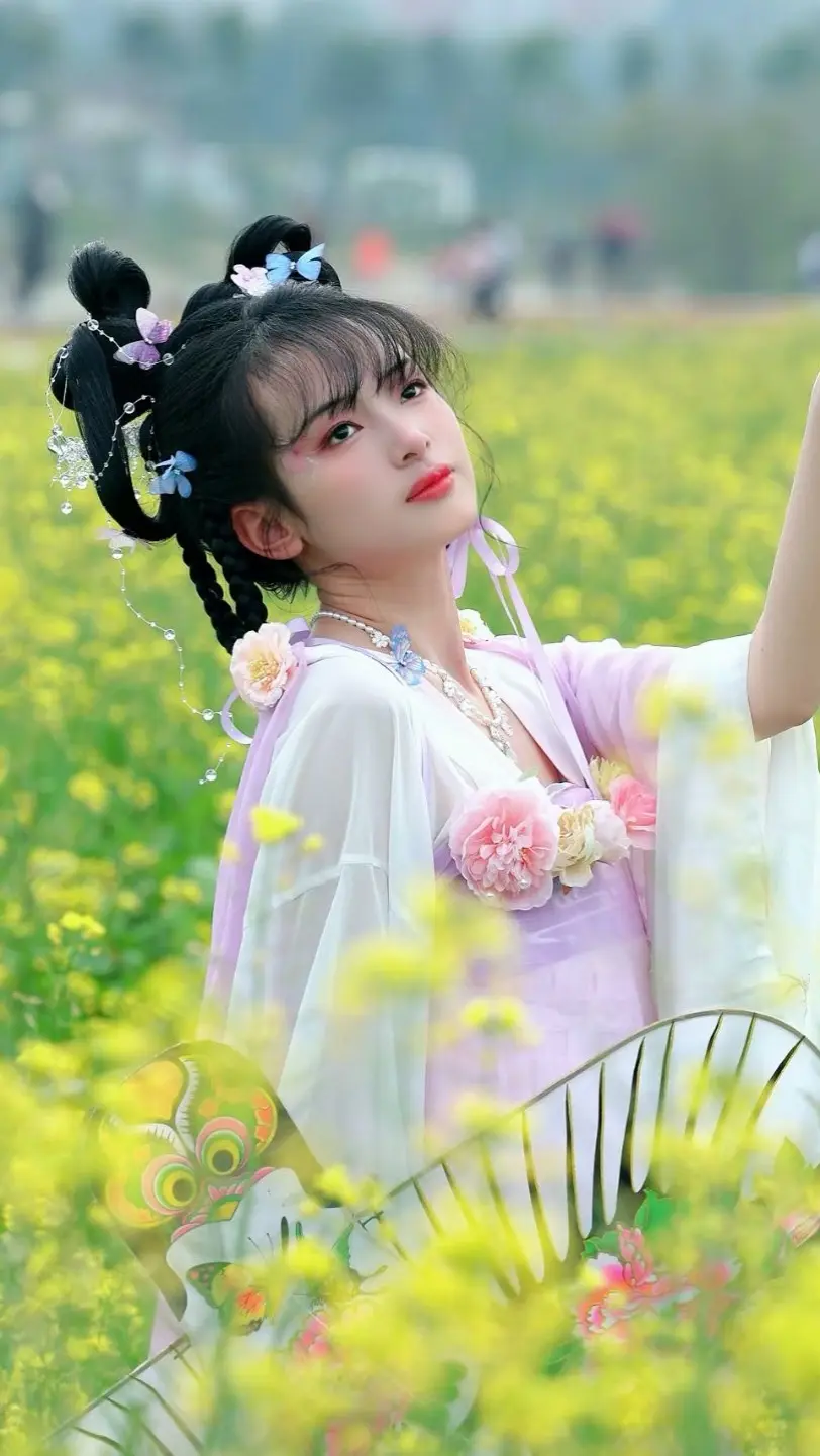 穿汉服这么拍仙气十足 扑蝶 春天的味道