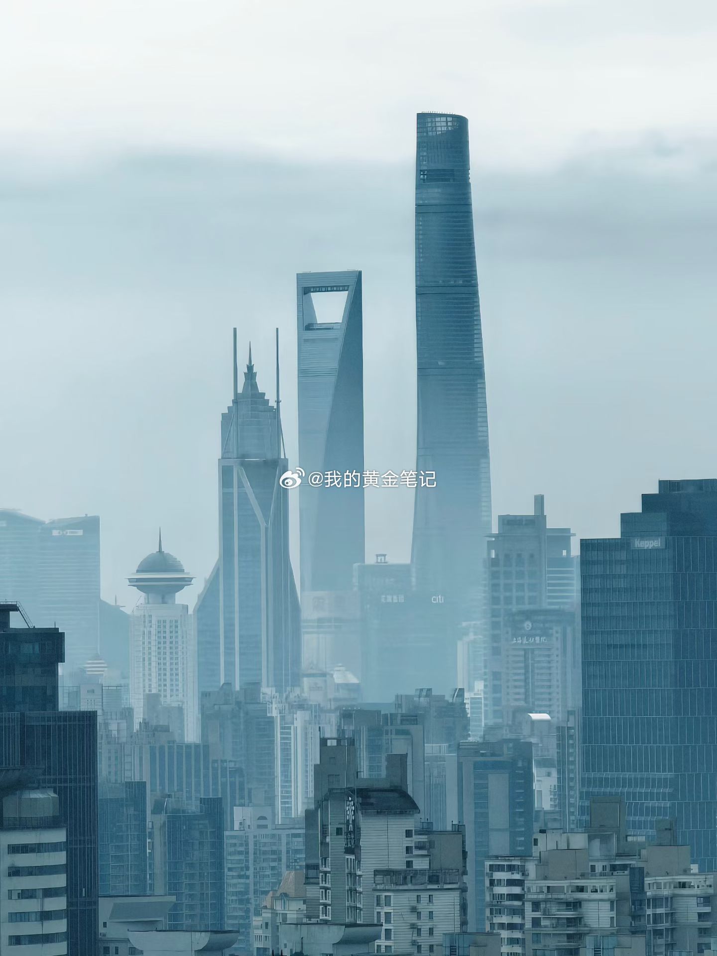行情上涨，黄金早盘多单现在上涨4061/4060可以减仓上看，连胜中黄金金价