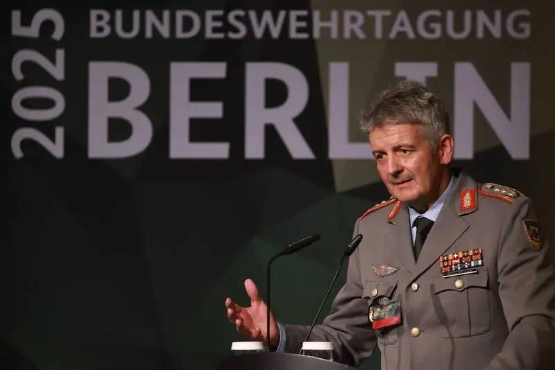 德军最高统帅称己准备好80万大军随时可以同俄罗斯展开大战据《俄罗斯RT》11