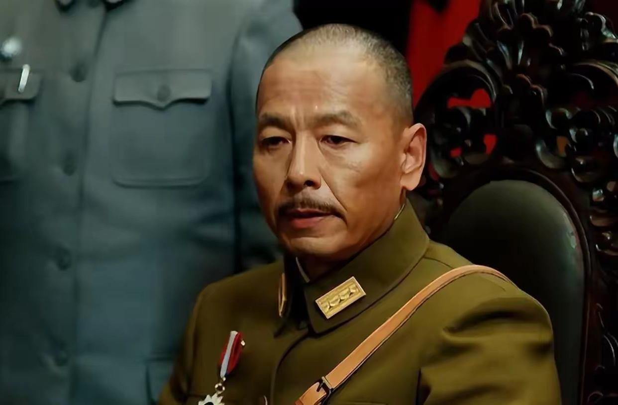 追剧《征途》至第10集当中央红军与红四方面军在川西懋功会师时，蒋介石已经统