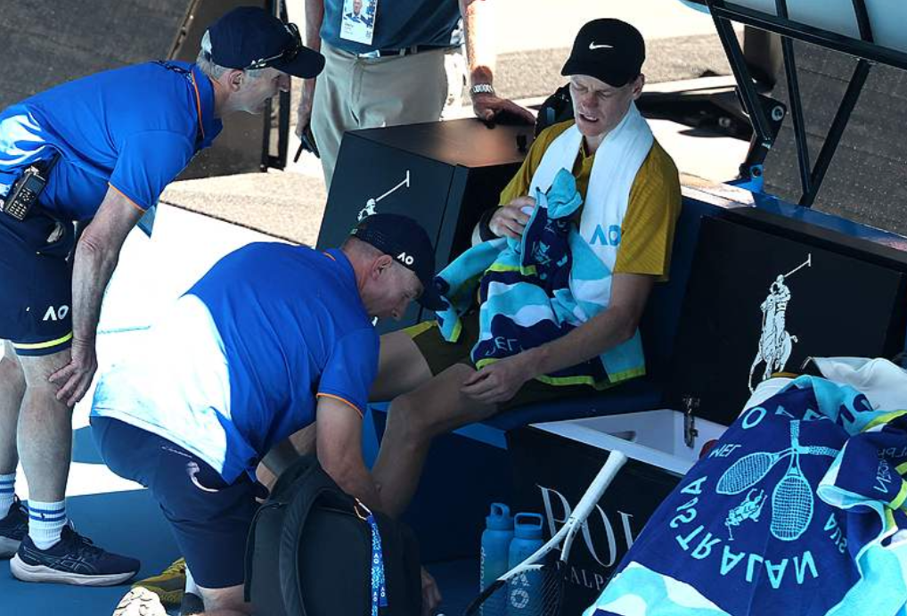 1月24日，在澳大利亚墨尔本超过40度的高温炙烤下，2026澳网启动高温防护机制