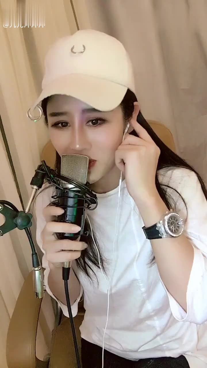 Domino - Jessie J (Megan Nicole and Tyler Wa