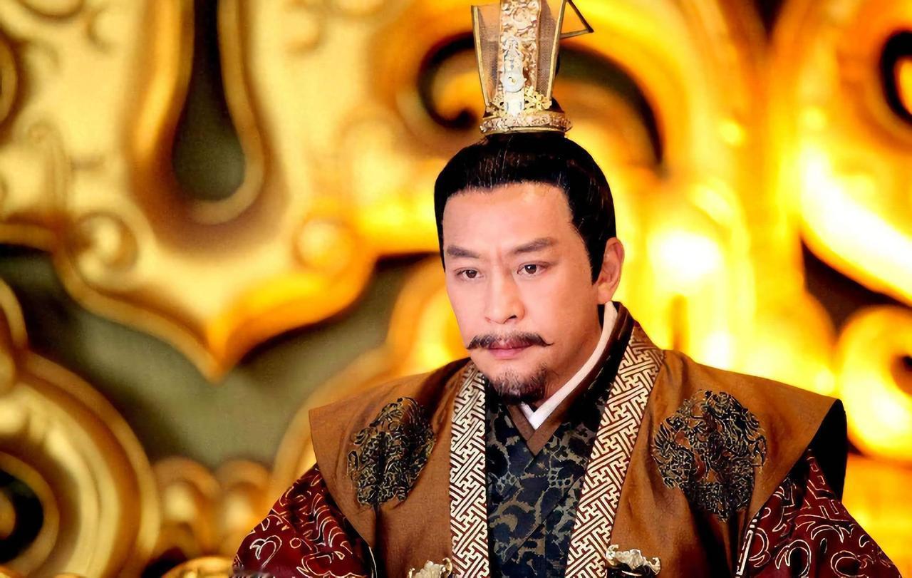 造成唐玄宗从明君变为昏君，执政能力明显滑坡的原因是什么？一个人，前半生开创了
