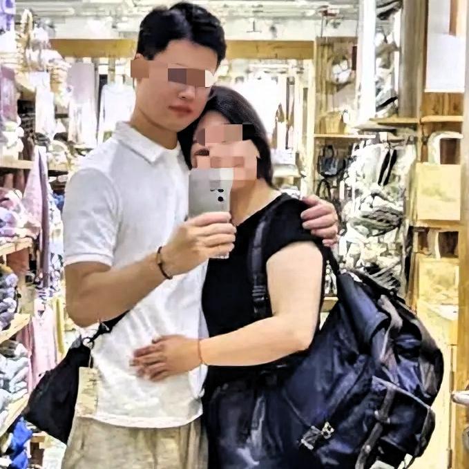 985男博士“知三当三”，华南理工的瓜，速来！华南理工土木学院在读博士生黄某，