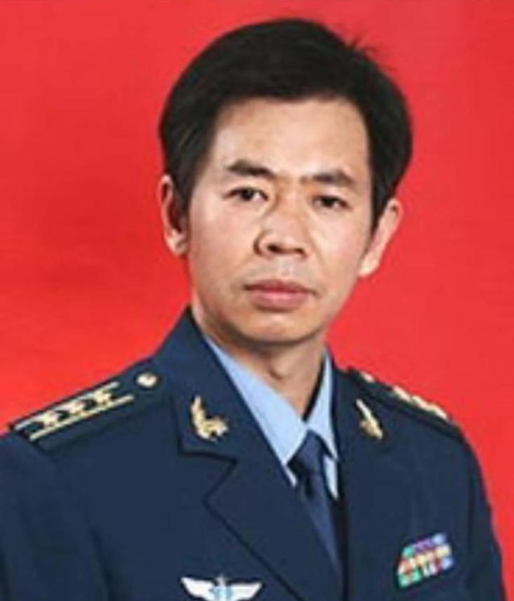 “敌人打到家门口了，还不敢开第一枪？”戴旭直言对美国根本就不用怕，面对美国的挑