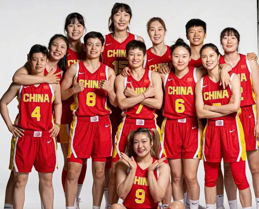 《宫鲁鸣首秀！中国女篮亚洲杯主场誓夺魁 新星战浙江能否扛起大旗？》