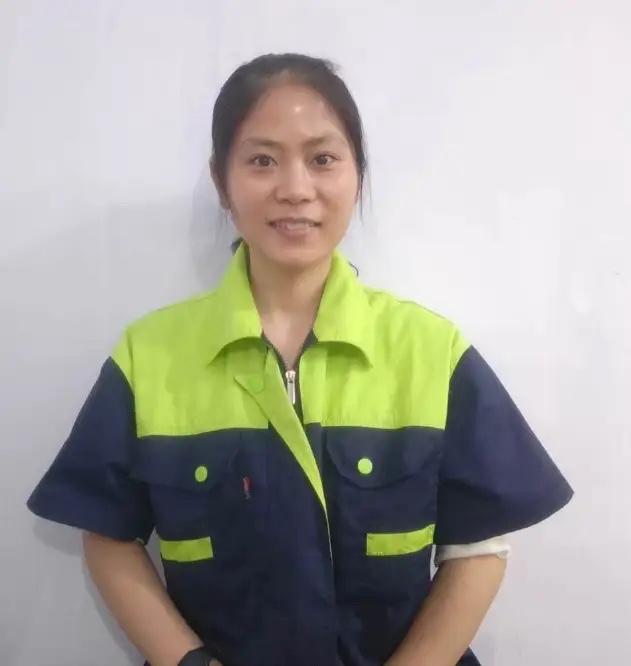 2026年5月，成都理工大学33岁环卫工李佳考上本校研究生，第一时间打电话告诉贵