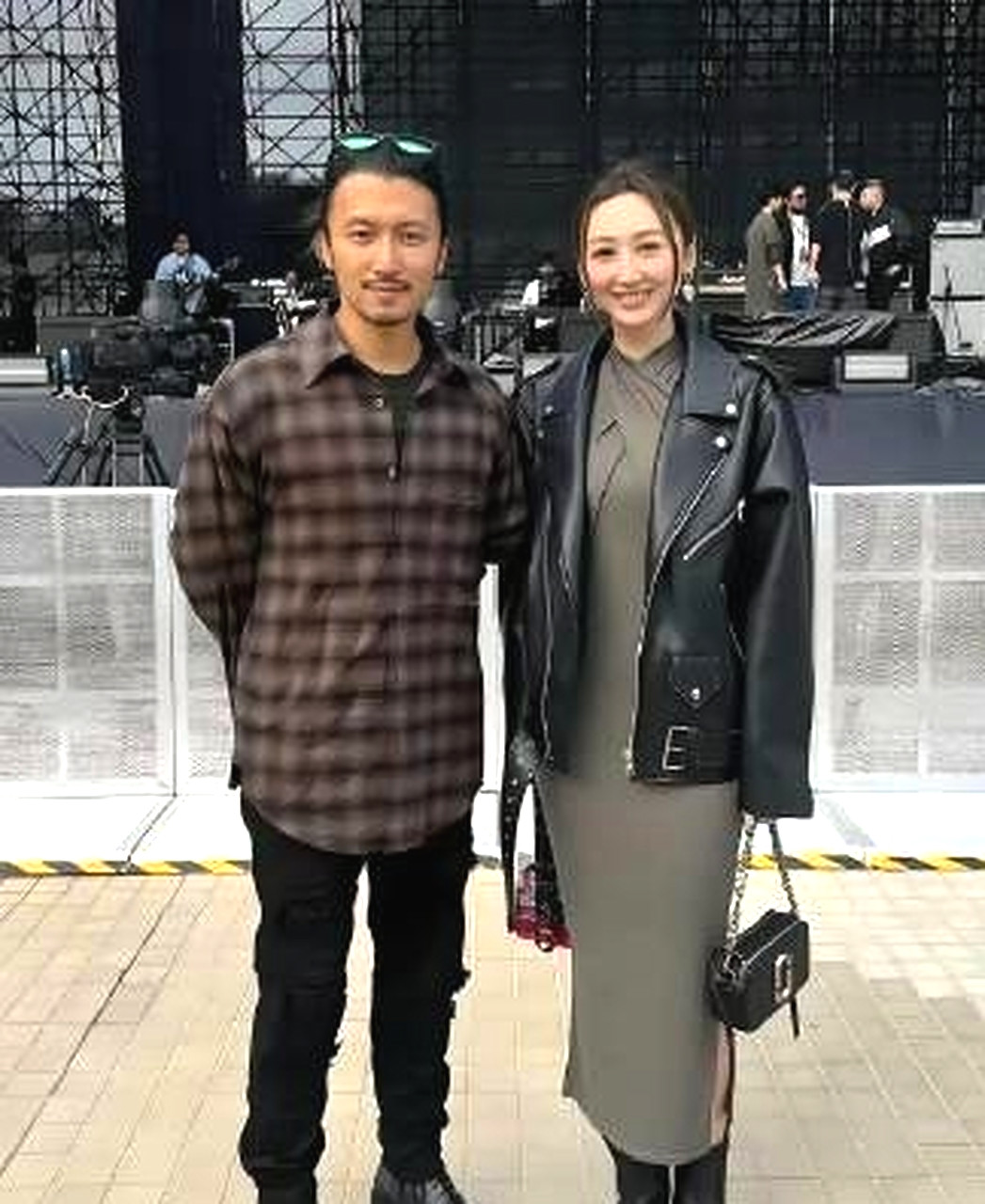 谢霆锋旁边这个美女看着好眼熟，就是不懂叫什么