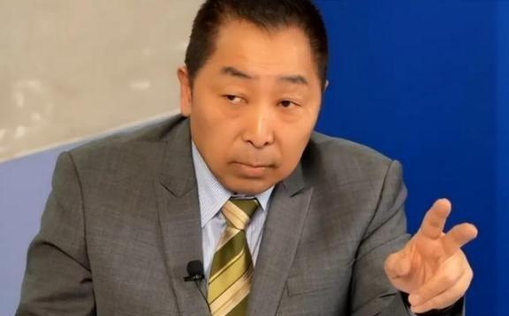 台湾名嘴唐湘龙说：“无论是日本、菲律宾、还是越南，和中国产生矛盾的时候，中国都不