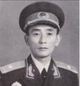 ☁1973年，福州军区副司令的妹妹进城，特意来看望他，谁料，妹妹对他说：“