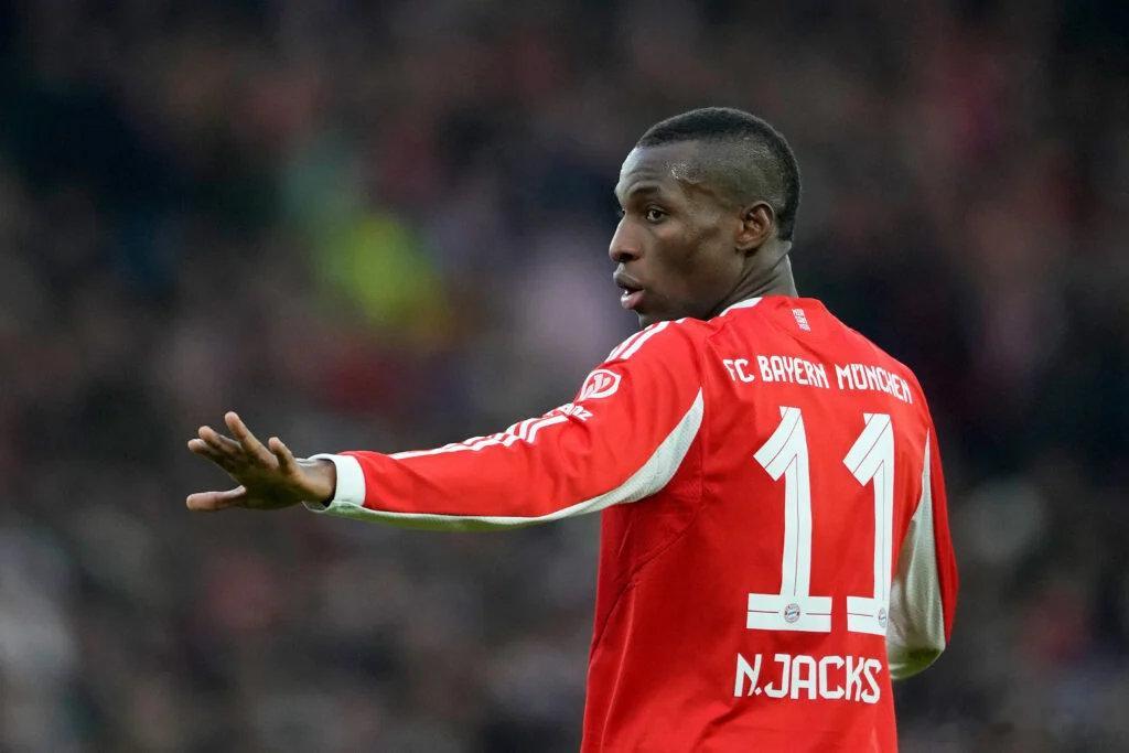 【回家】《泰晤士报》：切尔西前锋雅克松本赛季租借到拜仁，如果出场40次，并且每场