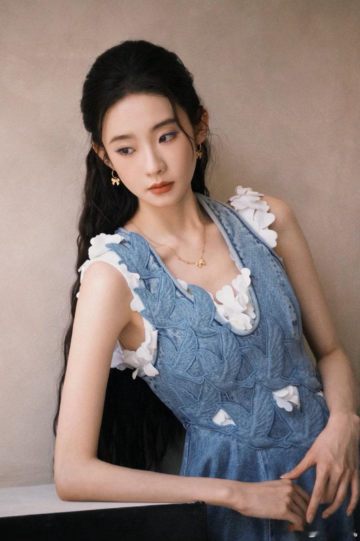 张艺凡演我看见小猫一步三回头捕获张艺凡只需要一只小猫原来搞定张艺凡这么简单，带