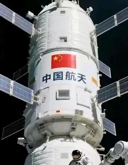 为什么大家都不提中国空间站了？不是热度退了，是它早从“建造成就秀”切换到“硬
